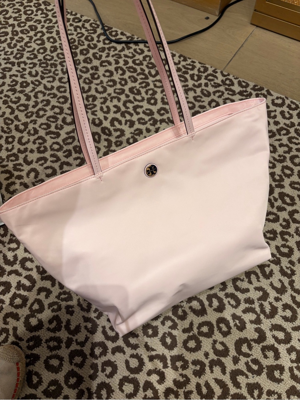 Tory Burch pink blossom Tote nylon tote bag zip closure logo accent gold new tag